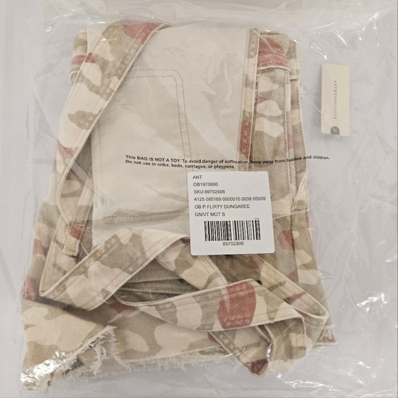 Anthropologie Pilcro Camo Overalls Romper In Pastel Green Motif NWT - Picture 7 of 12